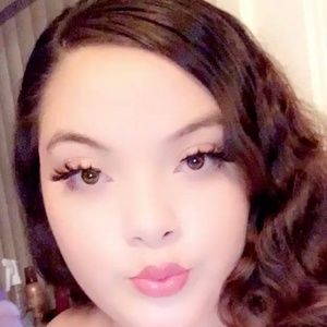 Meet your Posher, Robyn